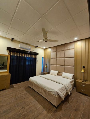 Clarion suites